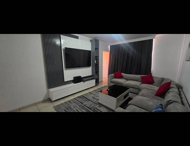 1 BEDROOM APARTMENT FOR SALE IN BEDFORD GARDENS